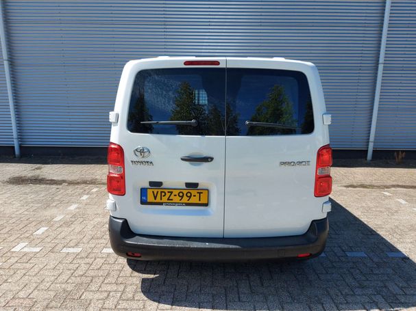 Toyota Proace 1.6 D-4D Comfort 85 kW image number 8