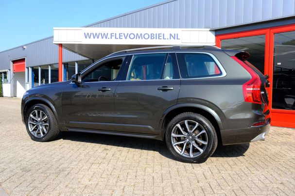 Volvo XC90 AWD D4 140 kW image number 26