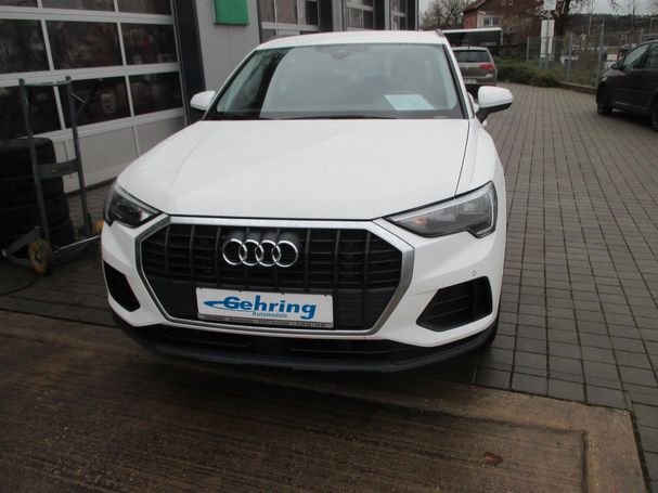 Audi Q3 45 TFSIe 180 kW image number 2