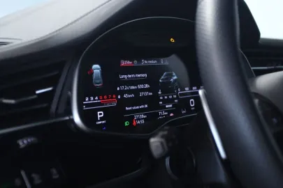 Car image 40