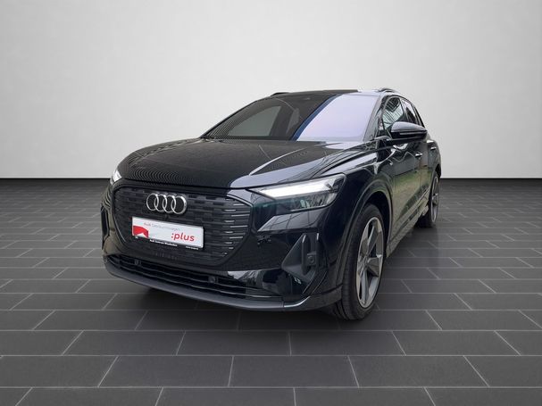 Audi Q4 45 quattro e-tron S-line 195 kW image number 1