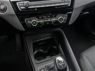 Car image 33