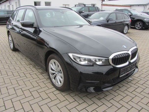 BMW 320d Touring Advantage 140 kW image number 2