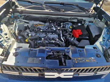 Car image 30
