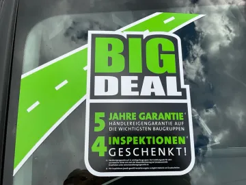 Car image 28