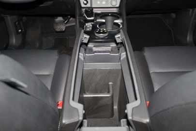 Car image 23