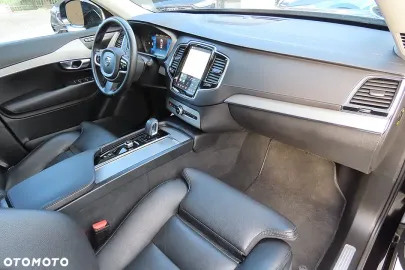 Car image 40