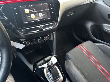 Car image 15