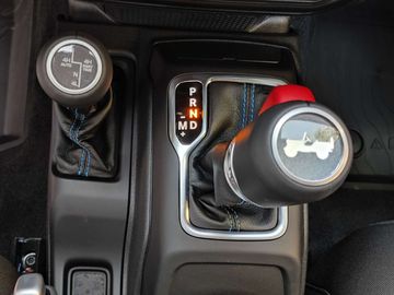 Car image 30