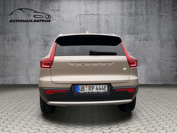 Volvo XC40 T5 Plus 192 kW image number 3