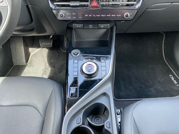 Car image 10