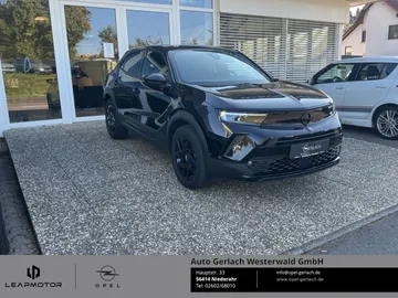 Car image 2