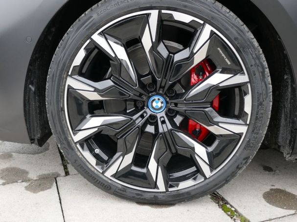 BMW i5 M60 xDrive Pro 442 kW image number 4