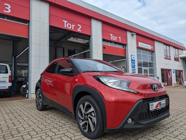 Toyota Aygo X 53 kW image number 3