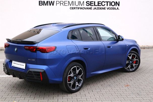 BMW iX2 xDrive30 225 kW image number 1