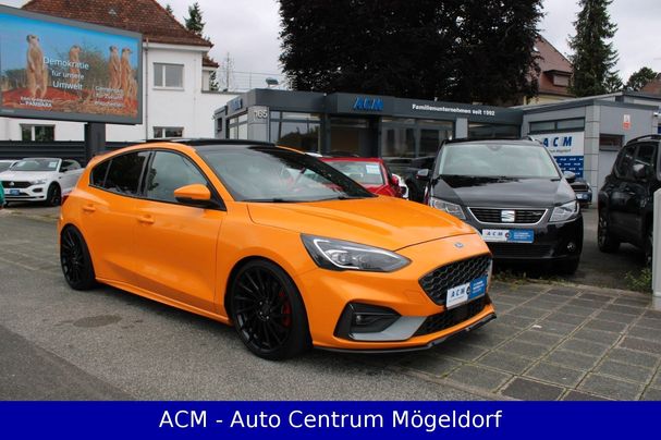 Ford Focus 2.3 ST 206 kW image number 2