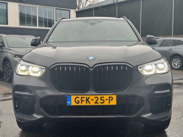 BMW X5 45e xDrive 290 kW image number 3