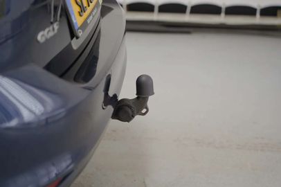 Car image 32