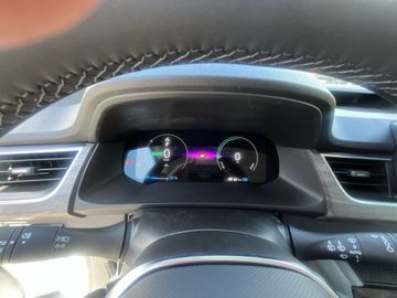 Car image 28