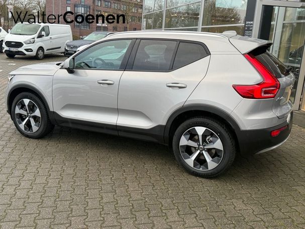 Volvo XC40 B3 Core DKG 120 kW image number 4