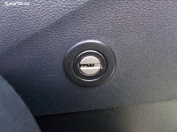 Car image 41