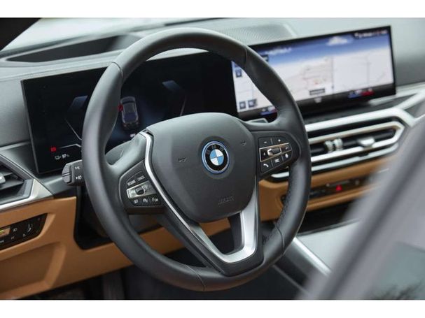 BMW i4 eDrive 210 kW image number 21