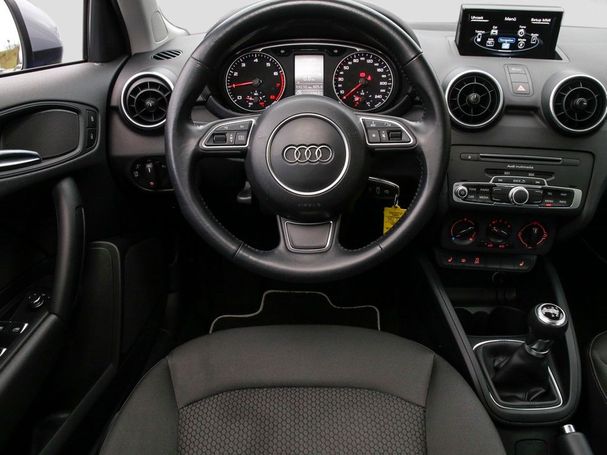 Audi A1 1.0 TFSI S-line Sportback 70 kW image number 17