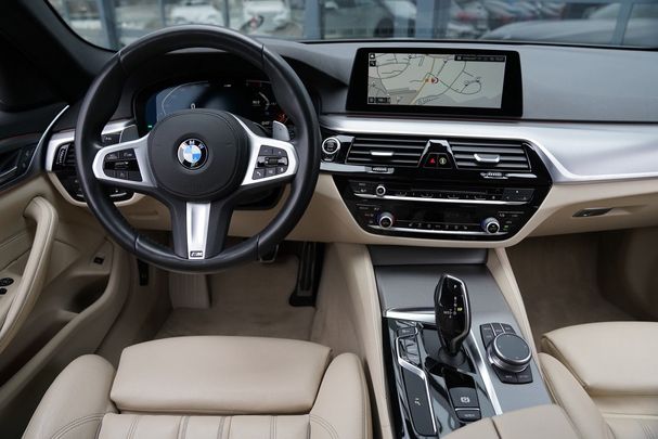 BMW 520d Touring xDrive 140 kW image number 9