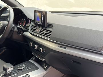 Car image 38