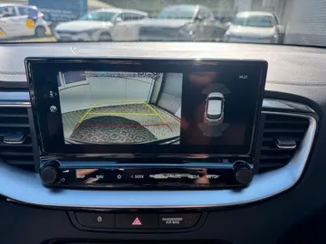 Car image 33