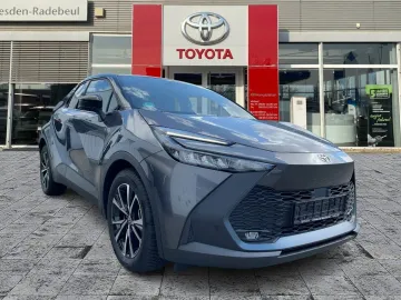 Car image 3