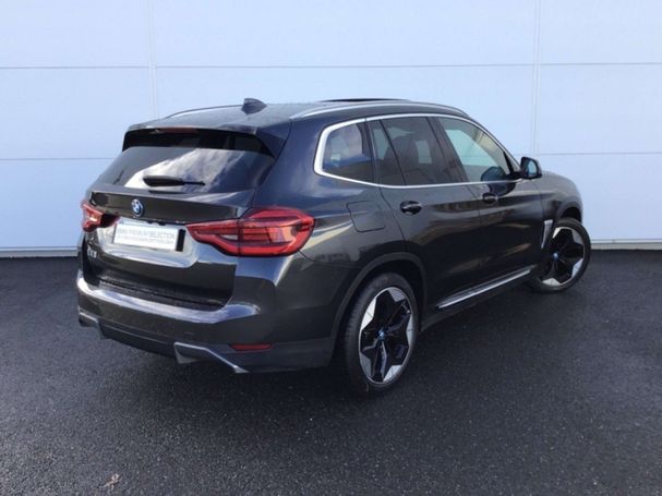 BMW iX3 M Sport Impressive 213 kW image number 3