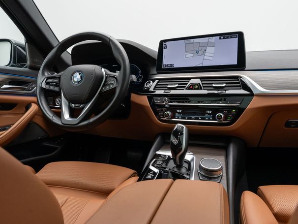 BMW 530 Touring 215 kW image number 45