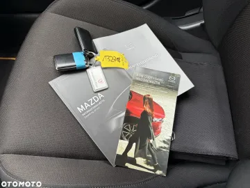 Car image 35