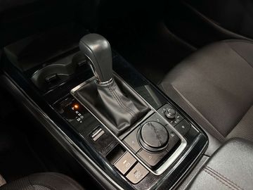 Car image 24