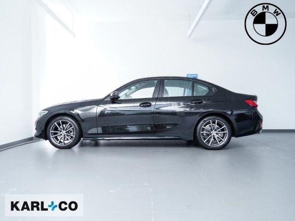 BMW 320i 135 kW image number 3