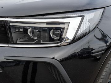 Car image 26