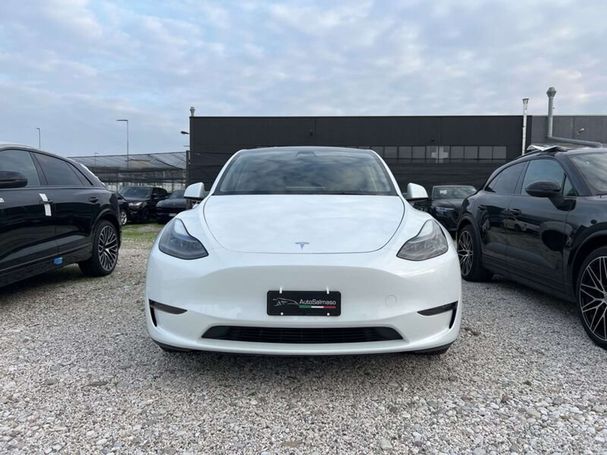 Tesla Model Y Long Range AWD 153 kW image number 5