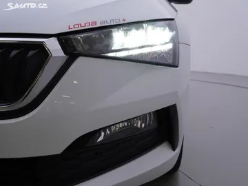 Car image 28