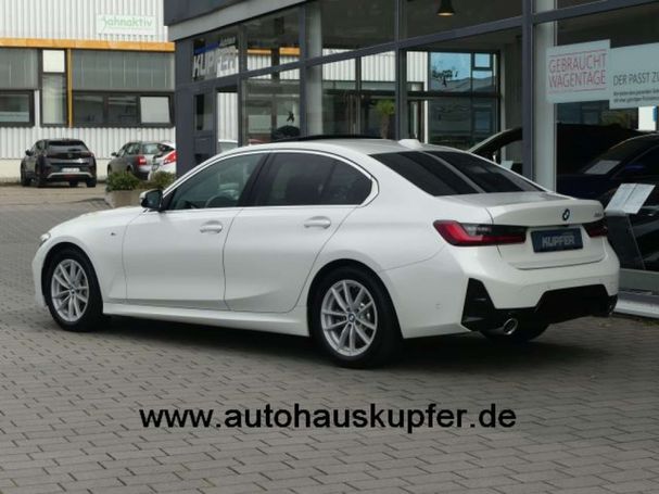 BMW 330i 180 kW image number 4