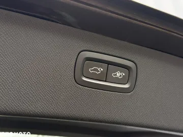 Car image 35