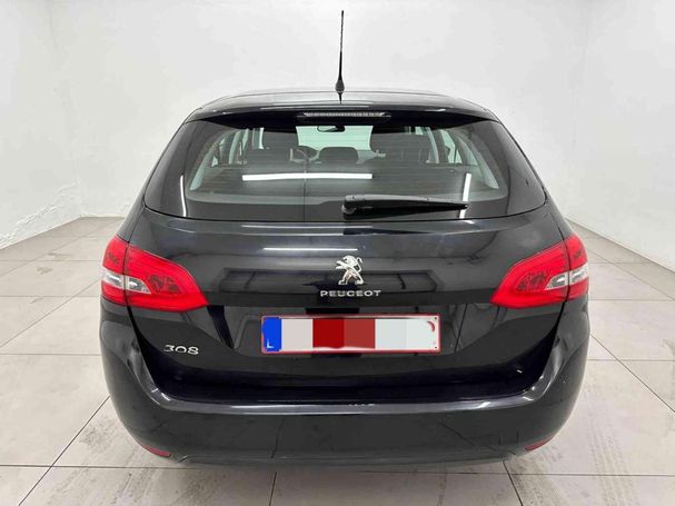 Peugeot 308 BlueHDi 130 96 kW image number 6