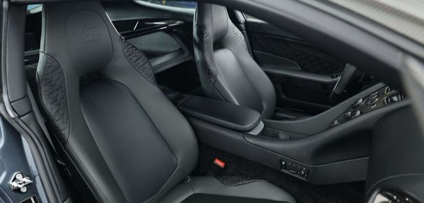 Aston Martin Vanquish 415 kW image number 9