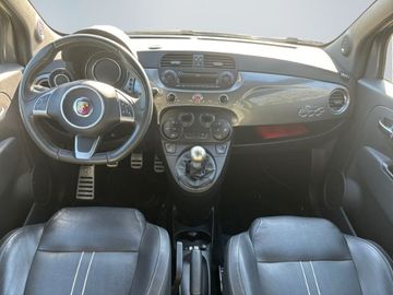 Car image 10