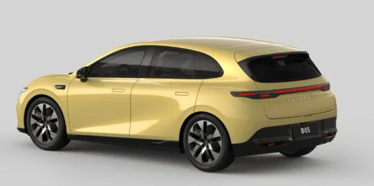 Car image 4