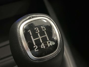 Car image 31