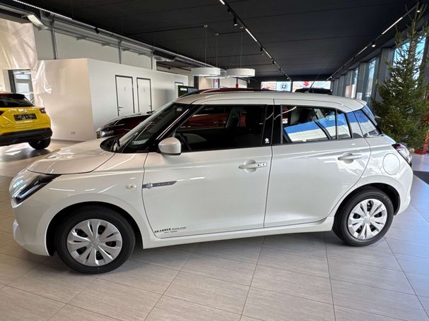 Suzuki Swift 1.2 Hybrid 60 kW image number 4