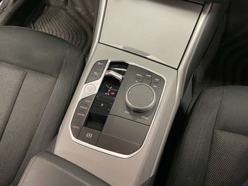 Car image 45