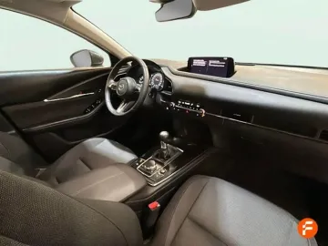 Car image 31