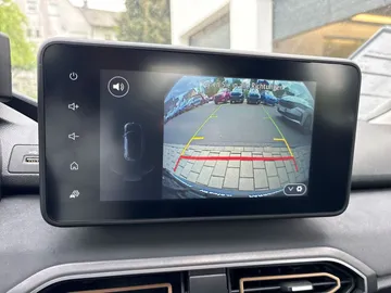 Car image 23